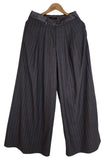 Forever 21 Pantalón casual super campana